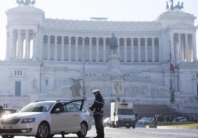 A Roma continuano le targhe alterne