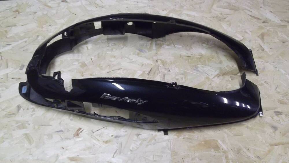 CARENA POSTERIORE Piaggio BEVERLY (2)