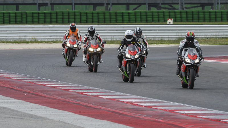 Aprilia Racers Day: demo ride e Academy sulle piste pi&ugrave; belle d&#039;Italia