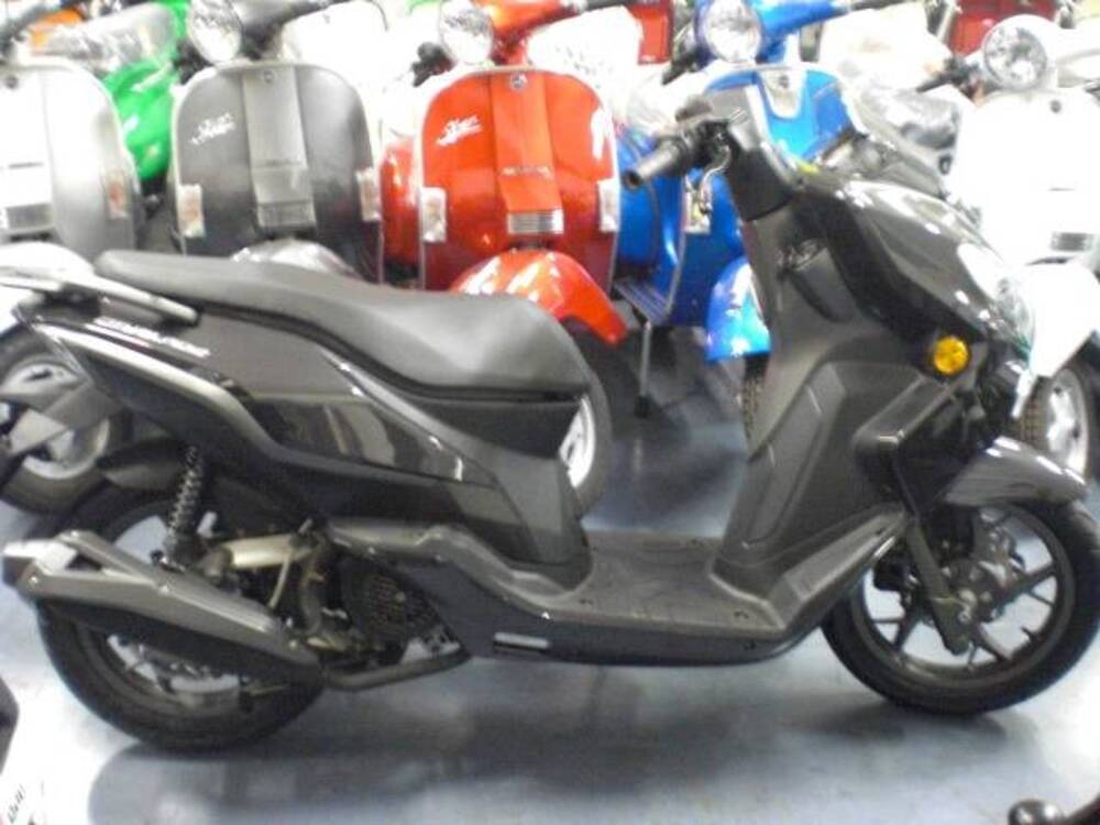 Keeway Motor City Blade 125 (2015 - 17) (2)