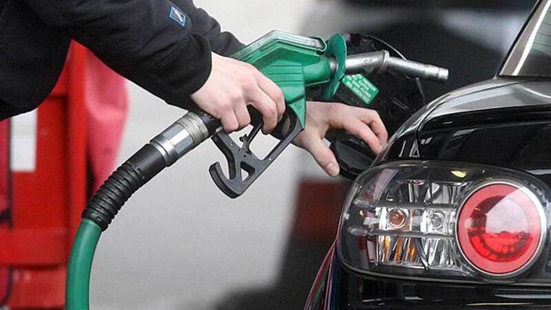 Benzina e Diesel, arrivano i rincari di Pasqua