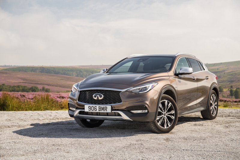 Infiniti Q30 e QX30, prezzi e nuove versioni m.y. 2018