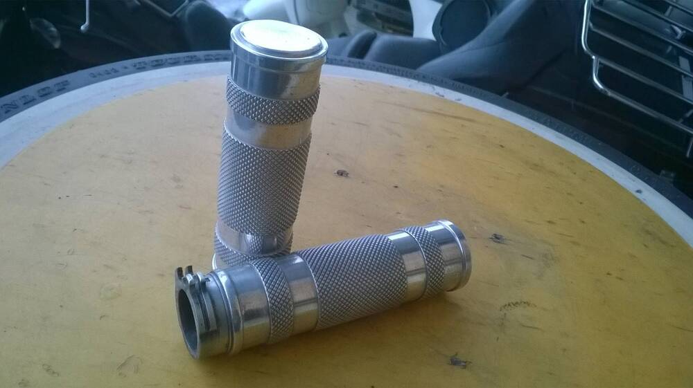 Manopole 22 mm Universale (5)