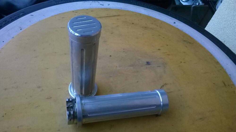 Manopole 22 mm Universale (3)