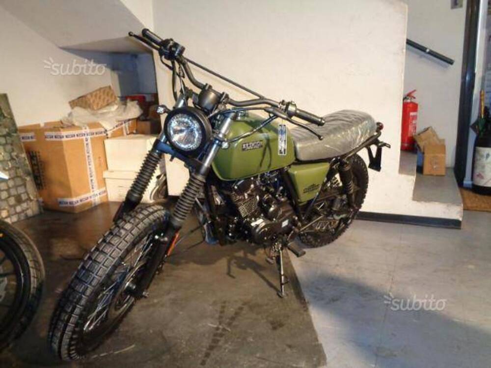 Brixton Motorcycles BX 125 X Scrambler EFI (2017 - 19)