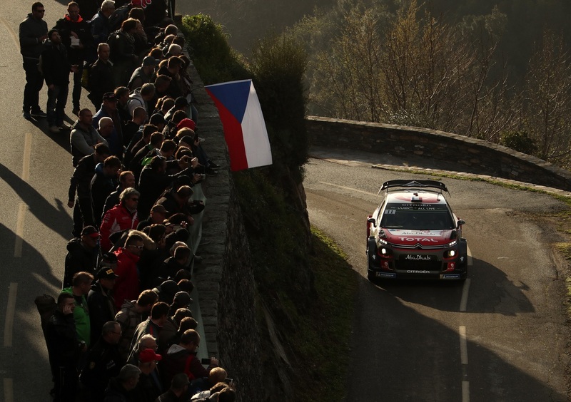 WRC 2018/Citroen. Corsica 1. Inizio &ldquo;esplosivo&rdquo;. Meeke terzo, Loeb&hellip; out, grande debutto della C3 R5