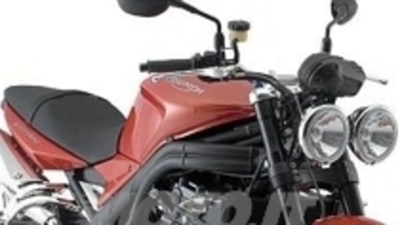 Guida a Triumph Speed Triple