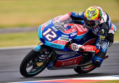 Pasini e Bezzecchi: trionfo italiano in Moto2 e Moto3