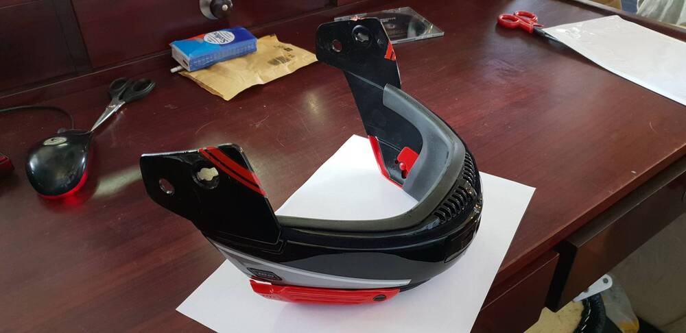 Mentoniera casco apribile E22-03 Caberg (4)