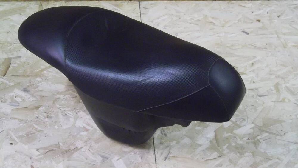 VANO SOTTOSELLA Malaguti F15 (2)