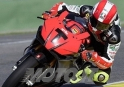 Simoncelli debutta sulla RSV4!