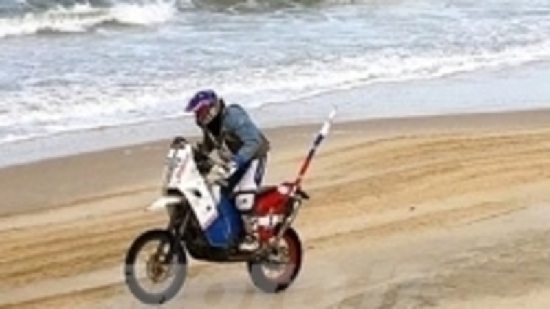 L&#039;Africa Race raggiunge il Lago Rosa