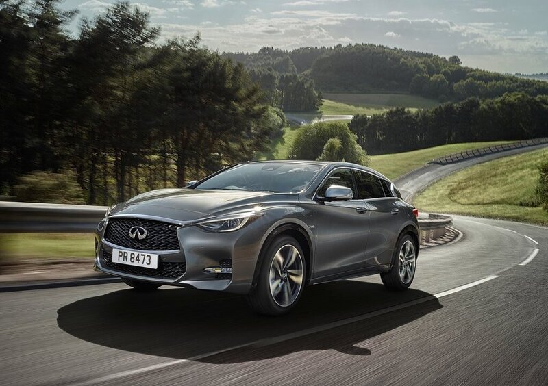 Infiniti Q30 (2015-19) (7)