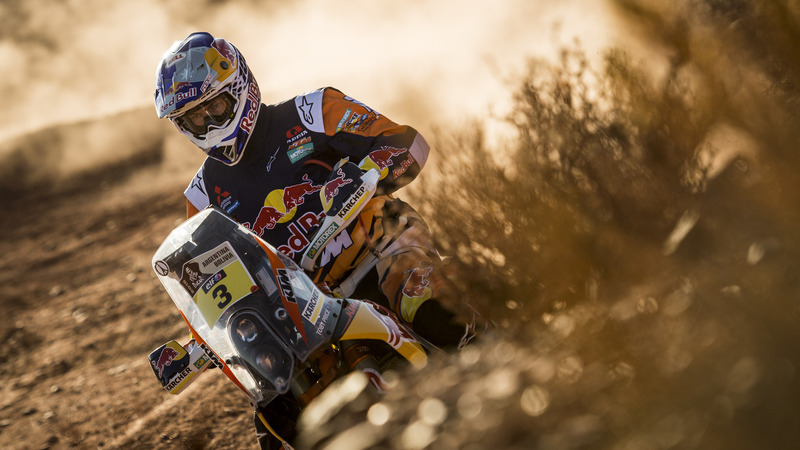 Dakar 2016. Nella Belen-Belen, met&agrave; tappa cancellata, Price (KTM) e Sainz (Peugeot)