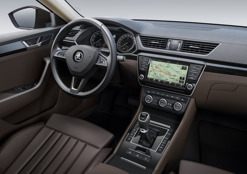 Skoda Superb Station Wagon (2015-24) (34)