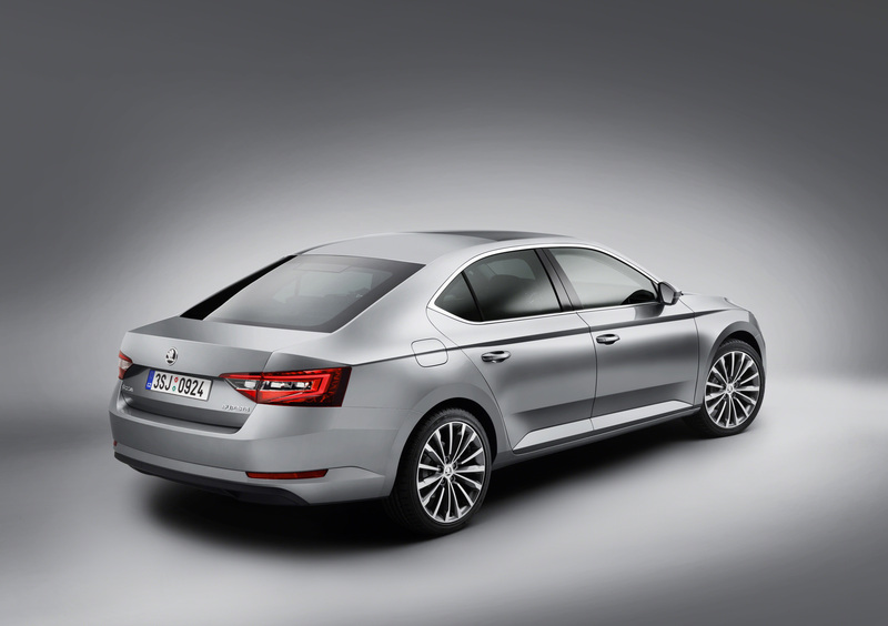 Skoda Superb (2015-21) (28)