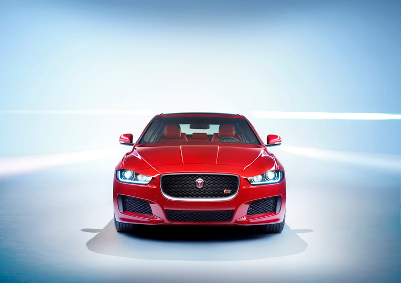 Jaguar XE (2014-23) (32)