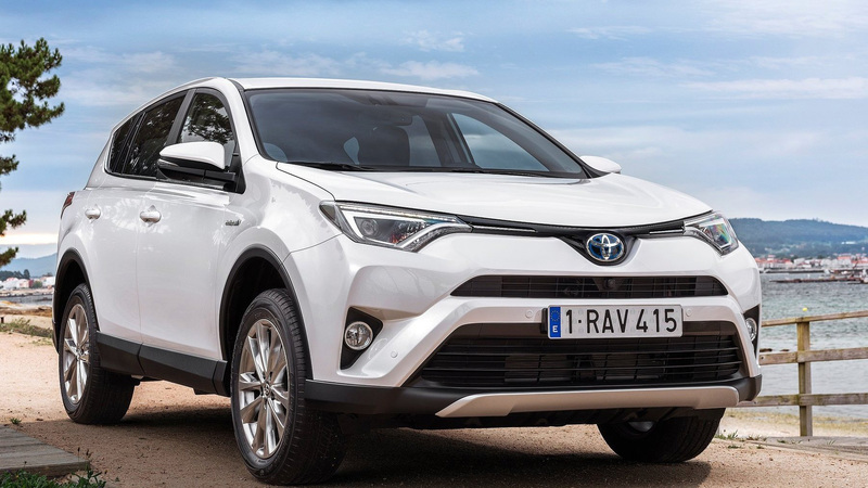 Toyota RAV4 restyling, scoprila LIVE