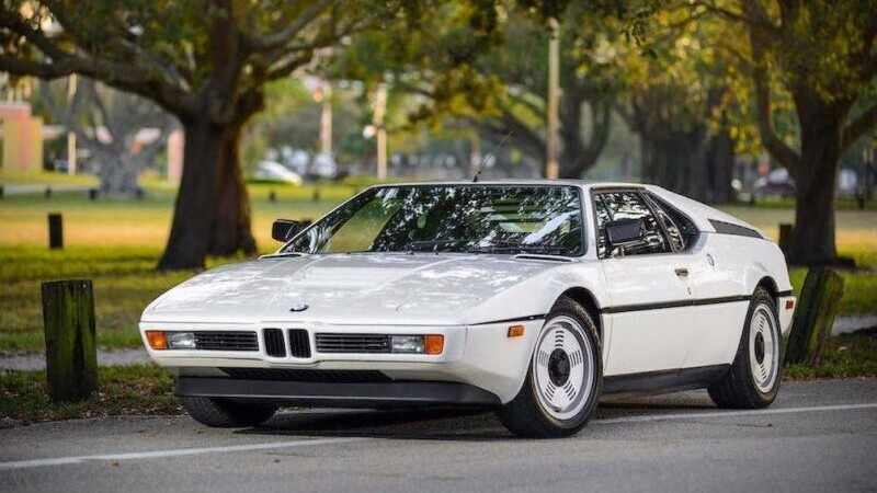 BMW M1 compie 40 anni [Video]