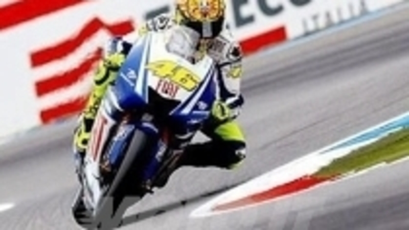 Ad Assen Rossi agguanta la pole