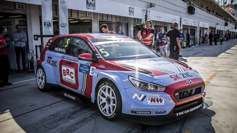 WTCR 2018, Ungheria: pole position in casa per Michelisz