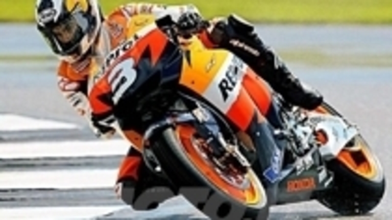 A Donington Pedrosa &egrave; il pi&ugrave; lesto nelle libere