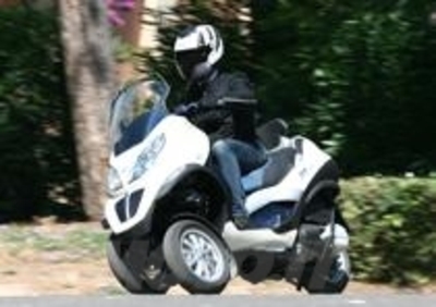 PIAGGIO MP3 Hybrid