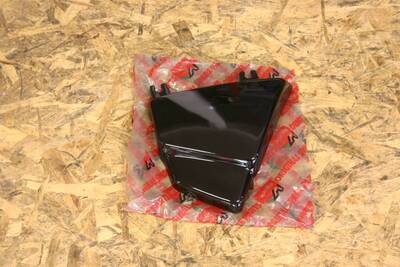 FIANCATINA DX NERA Aprilia Red Rose 50