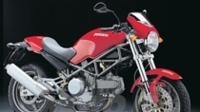 Nuova frizione esclusiva e nuovo cambio a 6 marce per il Monster 620 model year 2004