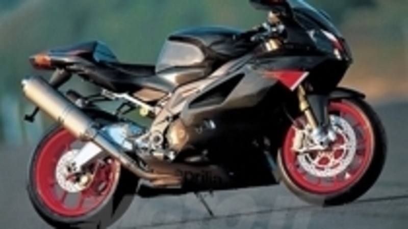 RSV 1000 R Nera