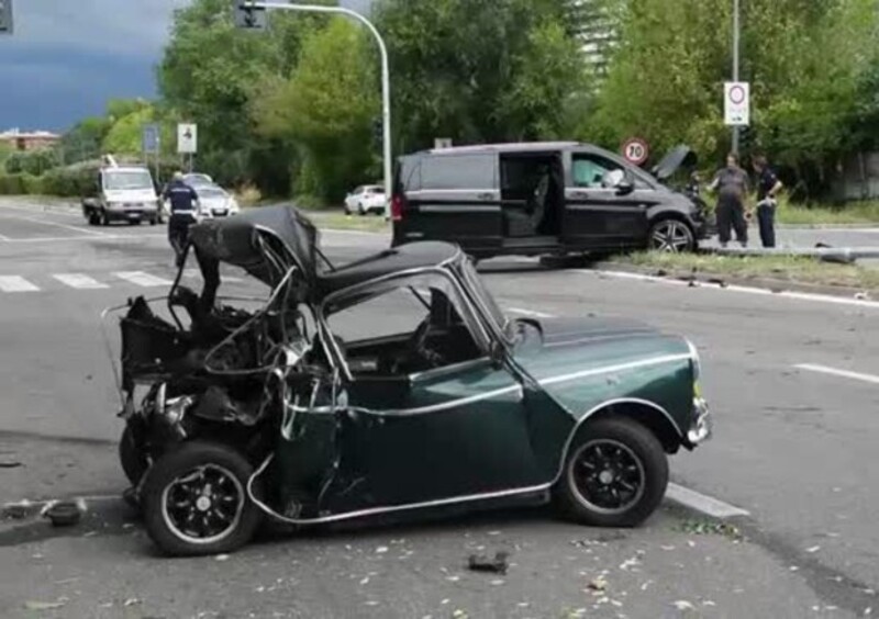 Travolto e ucciso su una Mini a Milano, il gup: &laquo;Auto d&#039;epoca non &egrave; un&#039;attenuante&raquo;