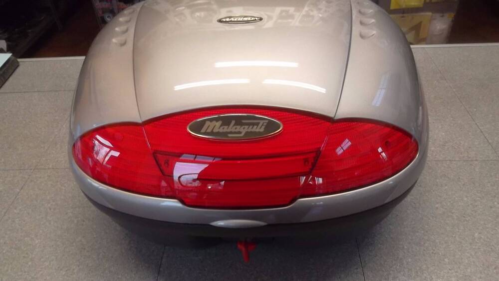 BAULETTO Givi 45 LITRI (2)