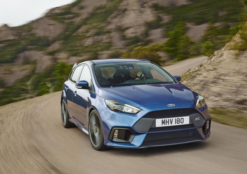 Nuova Ford Focus RS: entra in produzione, ecco i prezzi