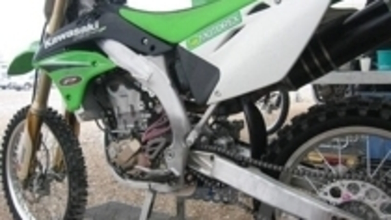 Kawasaki prova a Mantova il nuovo sistema Kayaba