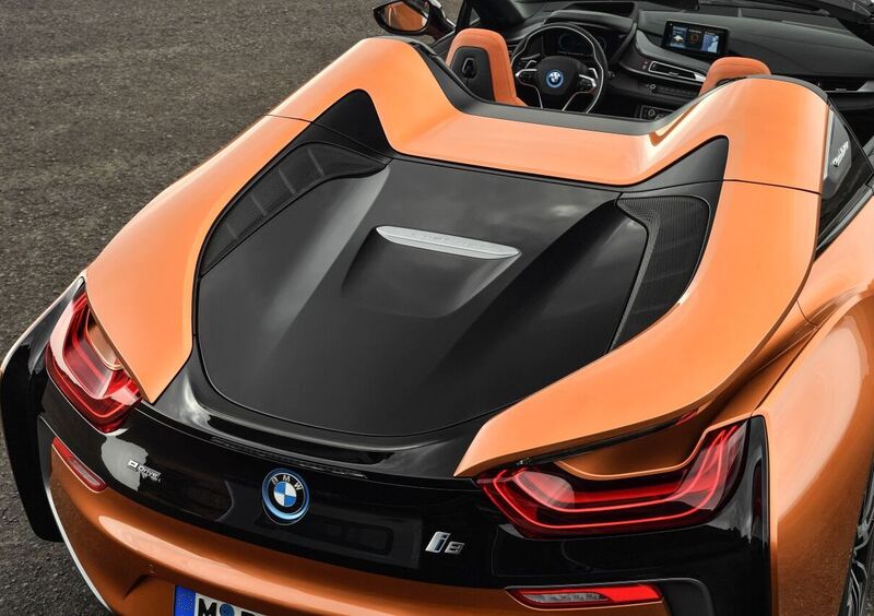 BMW i8 Cabrio (2018-19) (12)