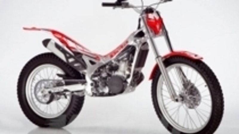 Beta presenta la nuova REV 125 &#039;07