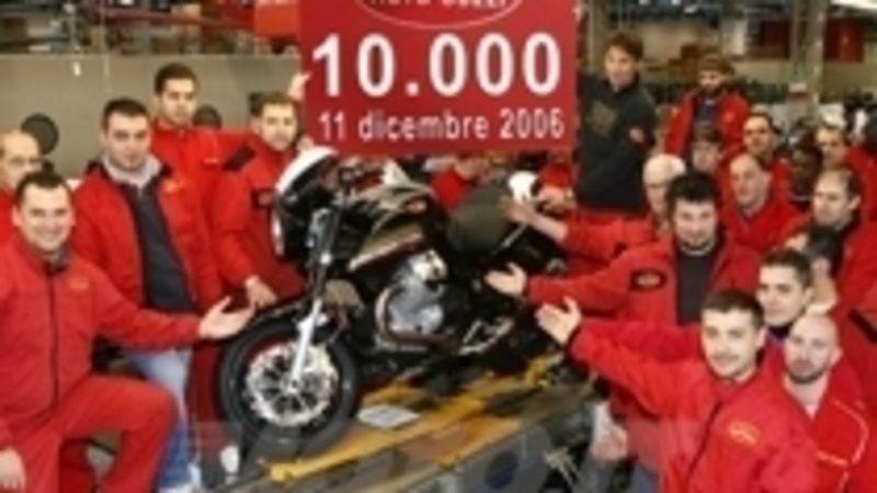 Moto Guzzi taglia il traguardo di 10.000 moto prodotte nel 2006