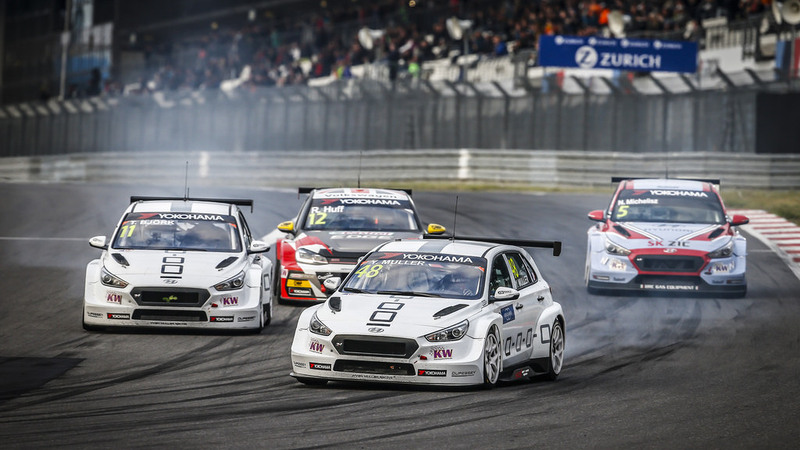 WTCR 2018 Nurburgring, Day1: doppietta Hyundai