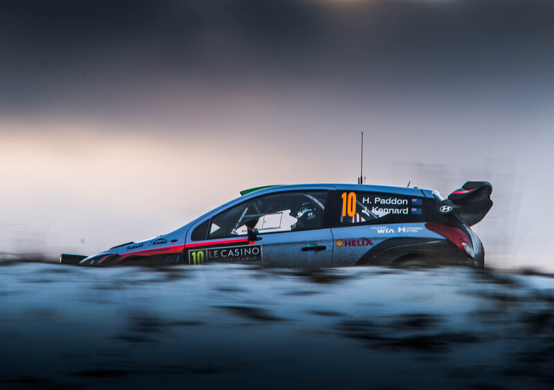 Il neozelandese Hayden Paddon al volante della sua Hyundai i20