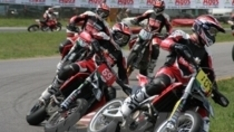 Trofeo Aprilia Supermoto Sup 2007, Cianfrocca (open) e Bartolini (serie) concedono il bis a Jesolo