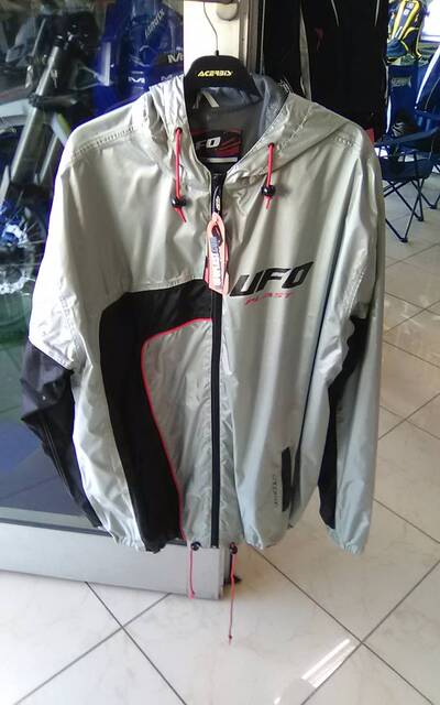 Giubbino UFO Antipioggia