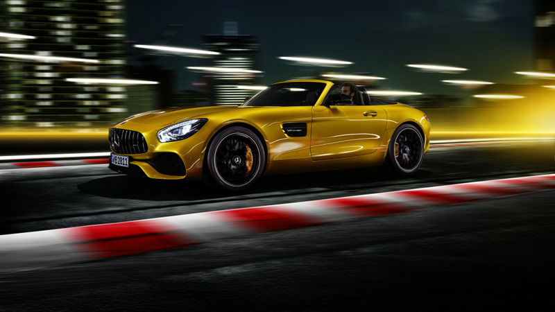 Mercedes AMG GT S Roadster, la via di mezzo