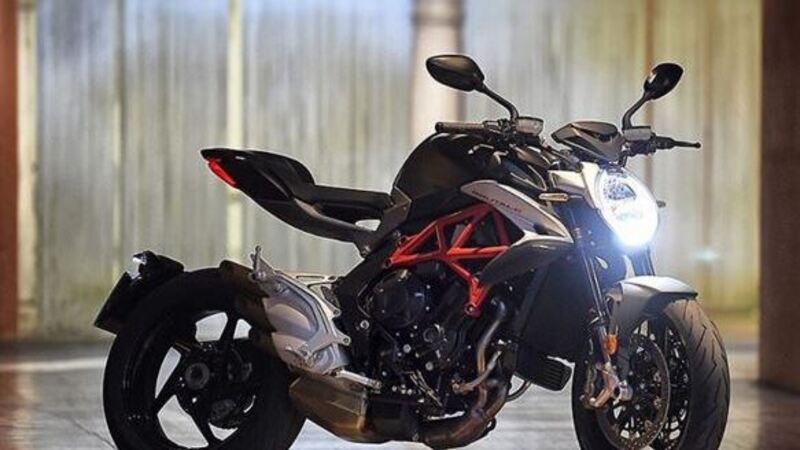 MV Agusta Brutale 800: la conferenza stampa Live!