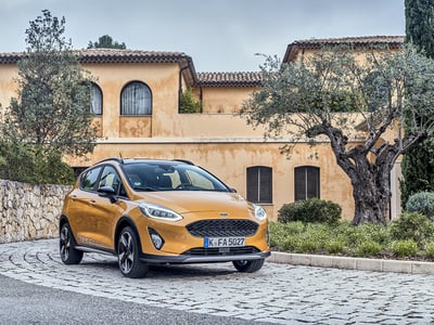 Ford Fiesta Active 2018 | 3 cm in pi&ugrave; e connotati da mini-SUV [Video]