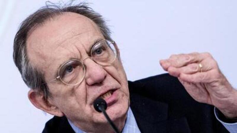 Le accise? Padoan: &laquo;Si decidono in Europa&raquo;