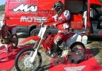 Kevin Strijbos con la Honda i.e. 2009 a Mantova