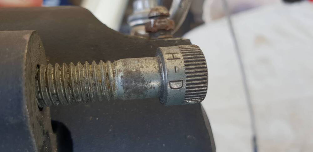 Pinza freno ant con tubo Harley Sportster 883 Harley-Davidson (2)