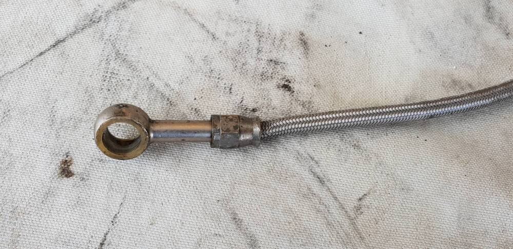 Pinza freno ant con tubo Harley Sportster 883 Harley-Davidson (6)