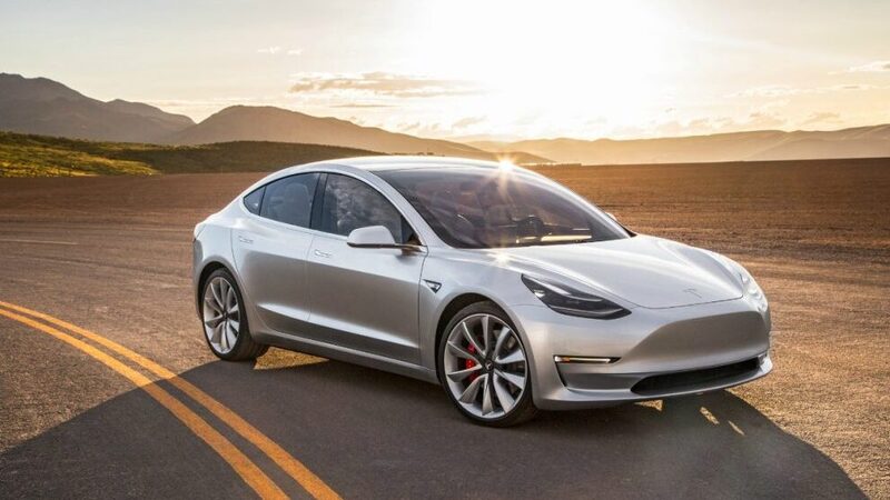 Tesla, arriva la Model 3 da 35.000 Euro e il supercharger V3