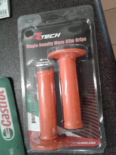 manopole moto ARANCIONI super tenuta r-tech nuove Racetech